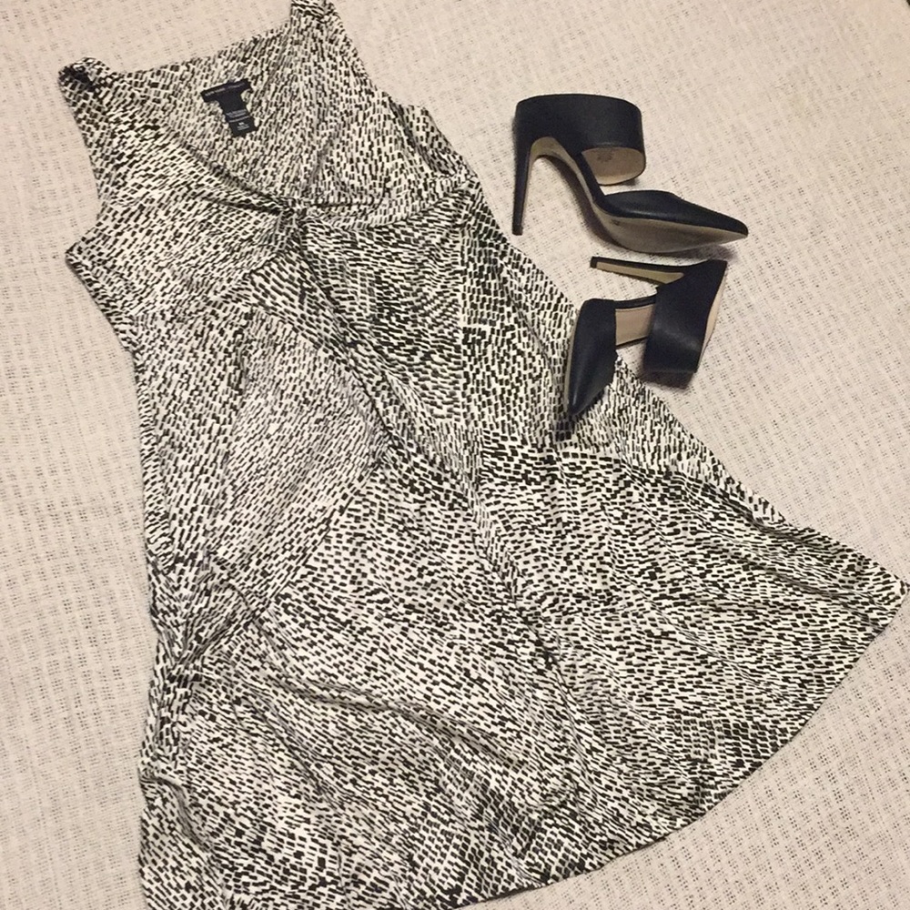 Dramatic graphic print dress